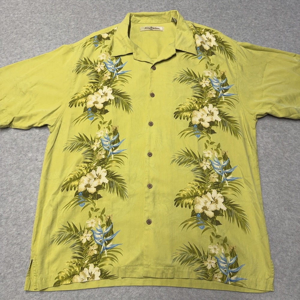 Tommy Bahama Shirt Mens Large Green Floral Silk Hawaiian Short Sleeve Button Up